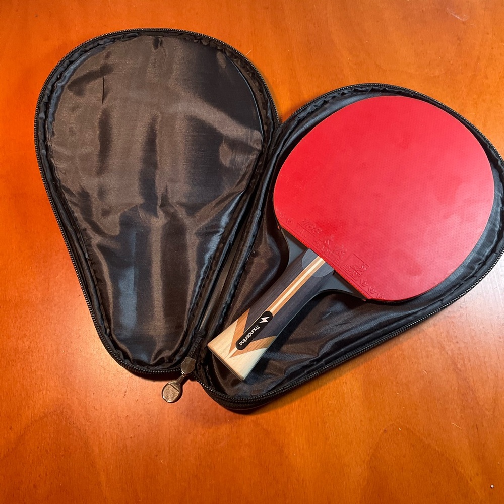 Thunderline Premium Ping Pong Black/Red Paddle with Protective Case